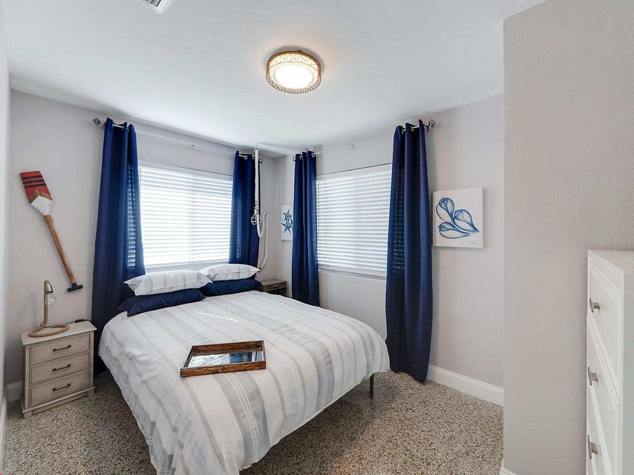 Beautiful 1 Bedroom Steps To The Beach! West Palm Beach Buitenkant foto